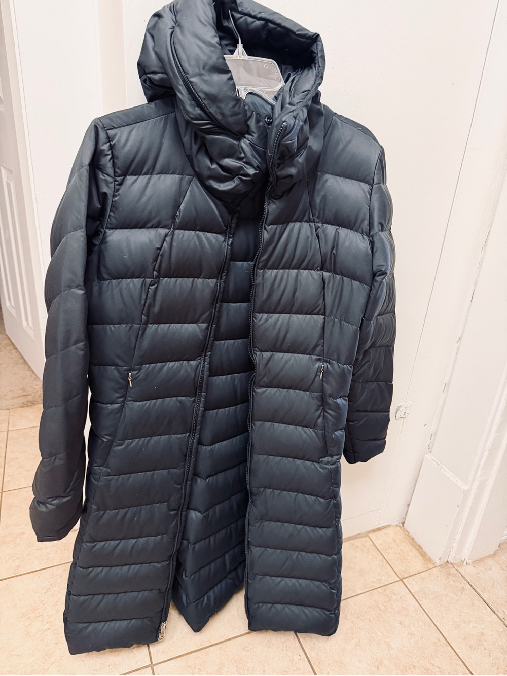 Patagonia Downtown Parka Women’s Medium Hooded 600 Fill Down Puffer Long Jacket